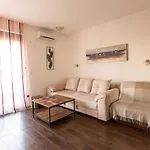 Apartment Lora