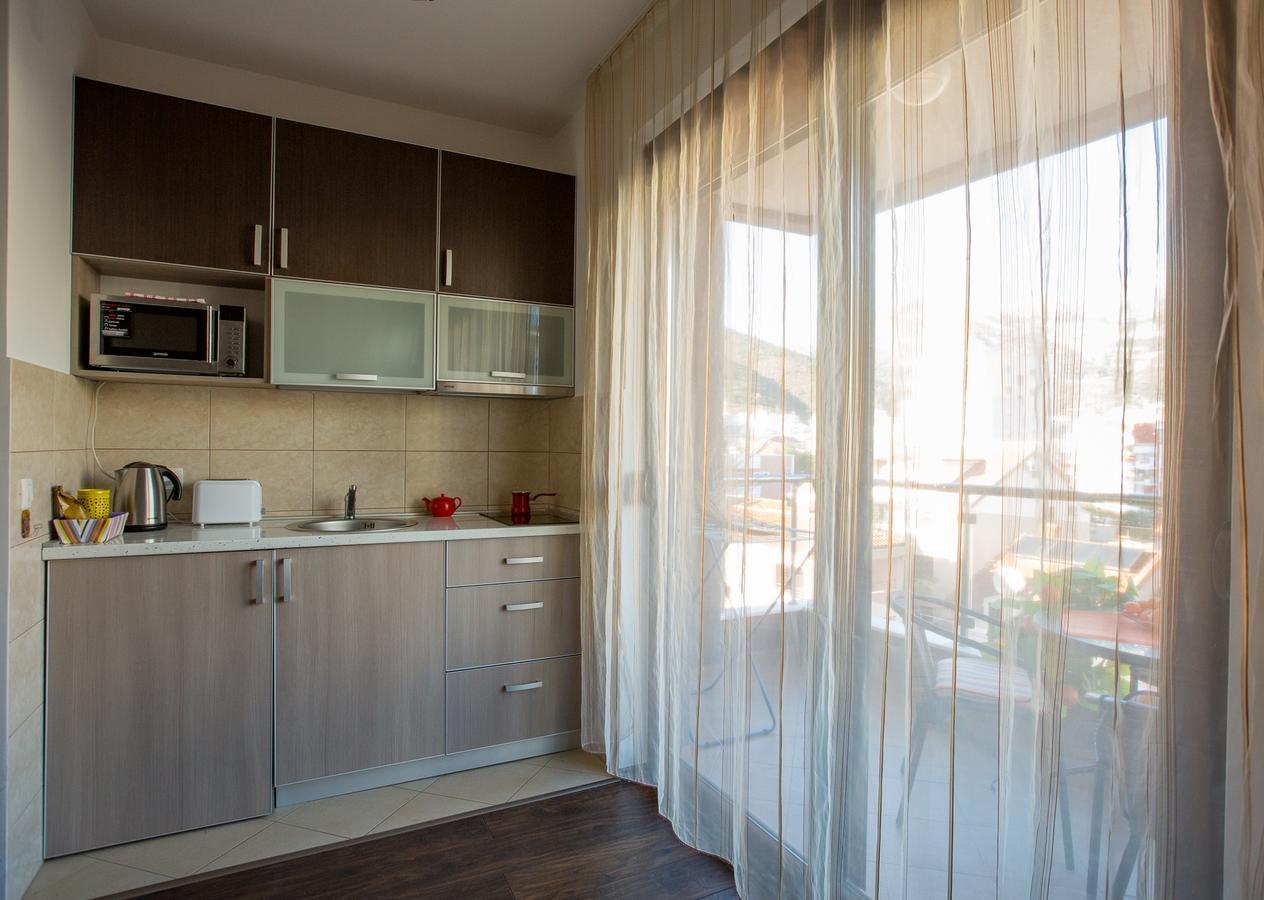 Lora Apartment Budva